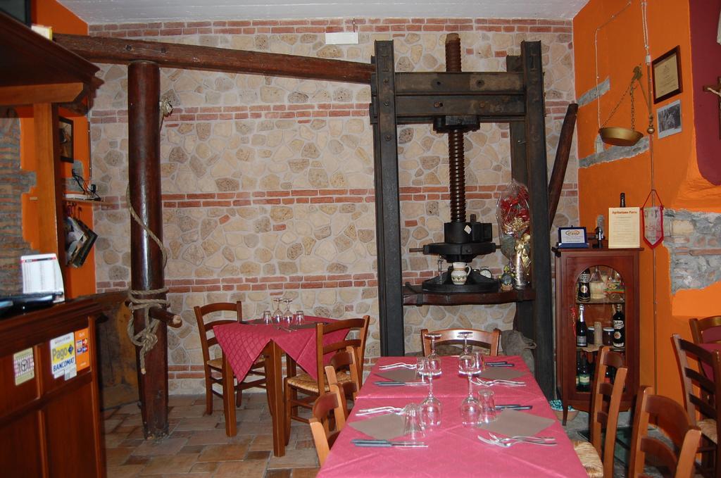 Agriturismo Parra Santa Lucia del Mela Buitenkant foto